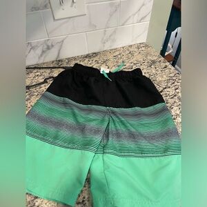 Under Armour Swim Trunks Kids Medium